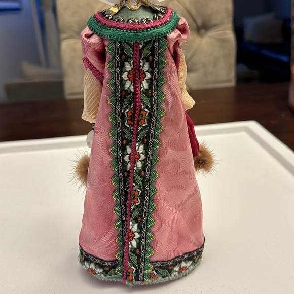 Vintage 9.5” Handmade Porcelain“CONE DOLL” Russian Fur Accents - Picture 4 of 16